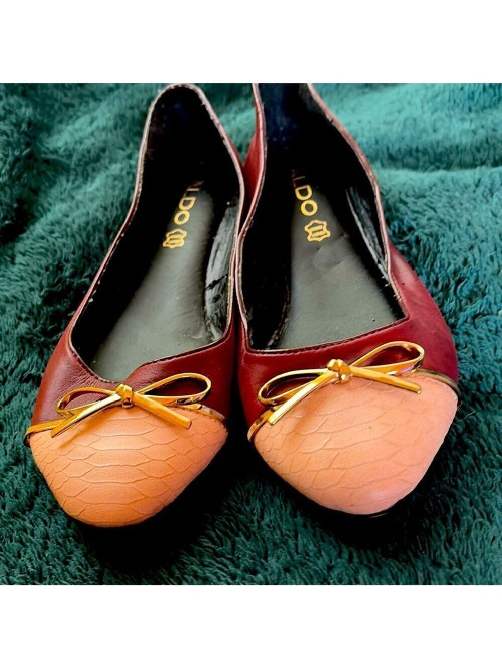 Aldo | Maroon Pink Gold Bow Flats
